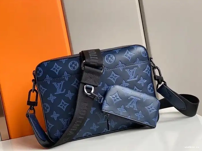 WIS VUITTON LOUIS DUO MESSENGER 0528